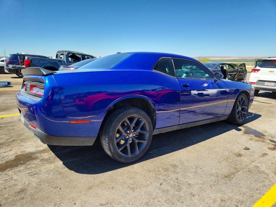 2021 DODGE CHALLENGER SXT 3