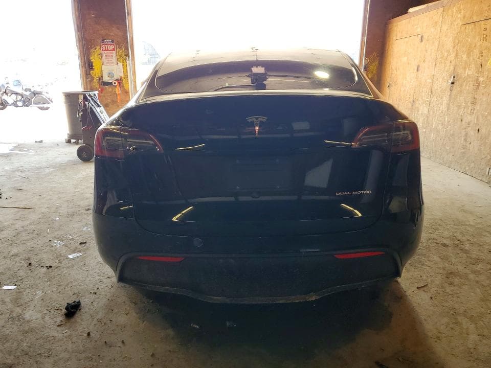 2022 TESLA MODEL Y 6