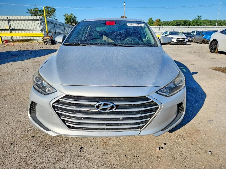 2018 HYUNDAI ELANTRA SE 5