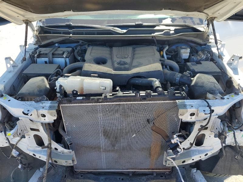 2023 TOYOTA TUNDRA SR5 11