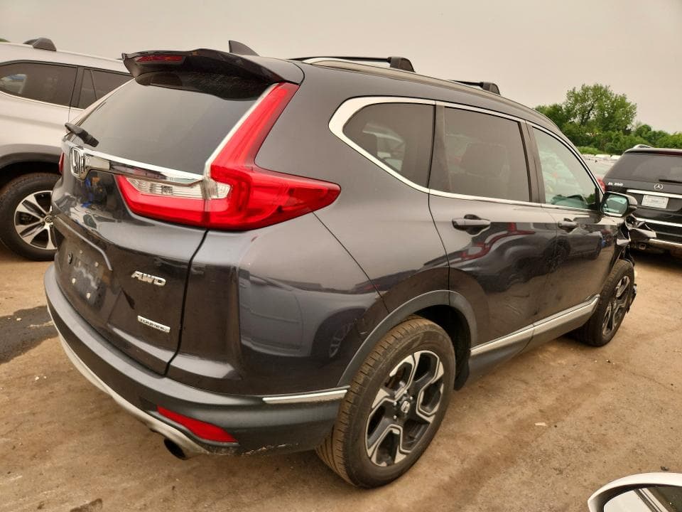 2017 HONDA CR-V TOURING 3