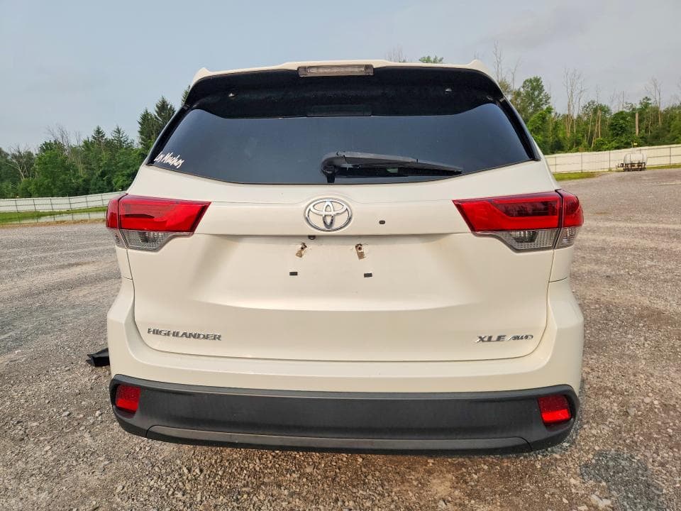 2019 TOYOTA HIGHLANDER XLE 6