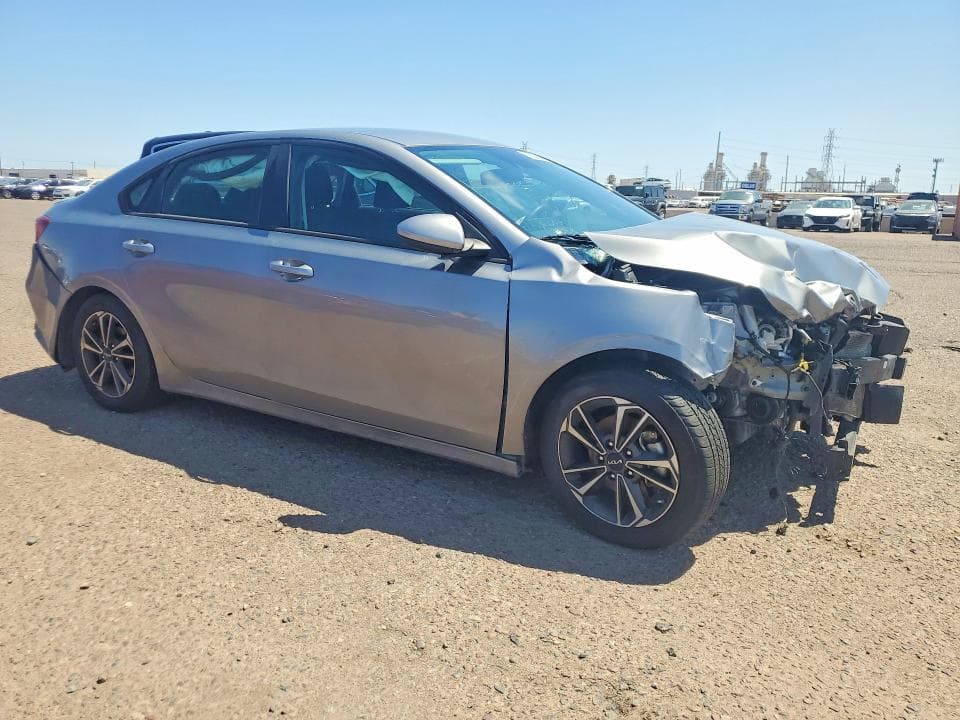 2024 KIA FORTE LXS 4