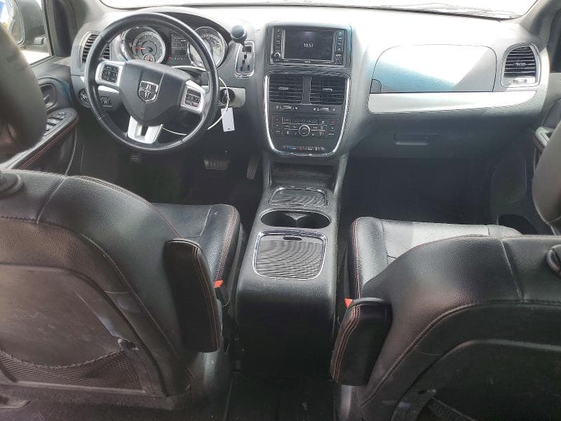 2017 DODGE GRAND CARAVAN GT 8