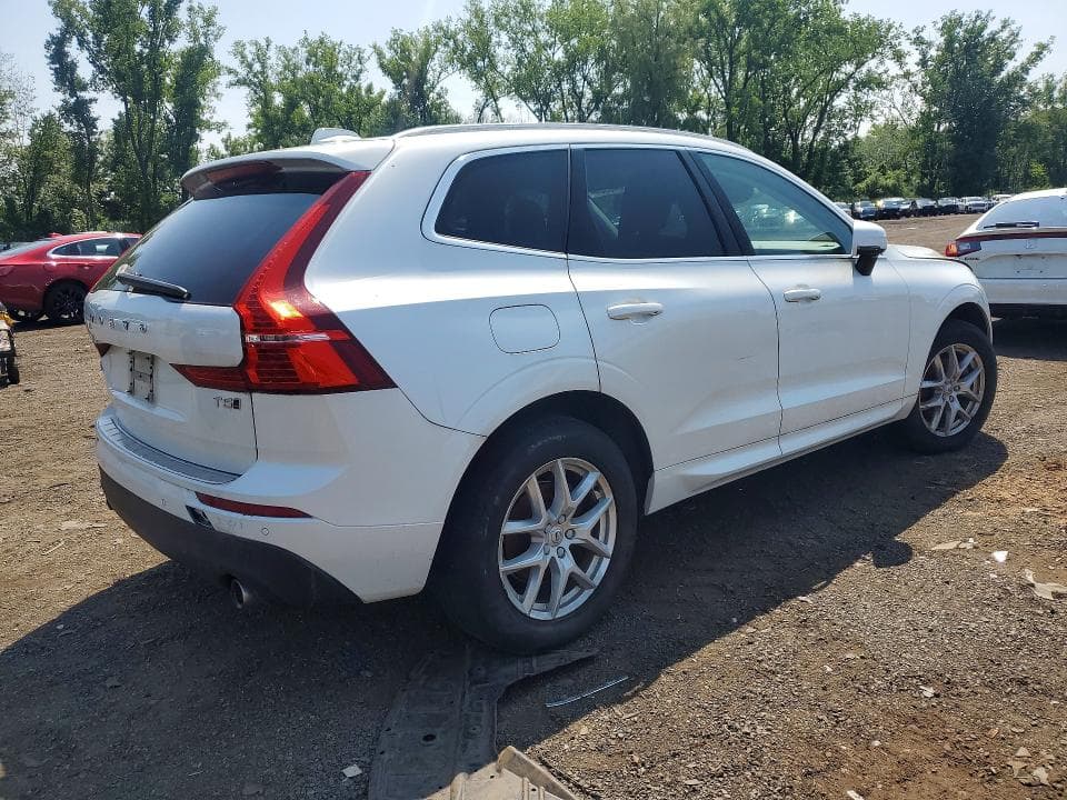 2020 VOLVO XC60 T5 MOMENTUM 3