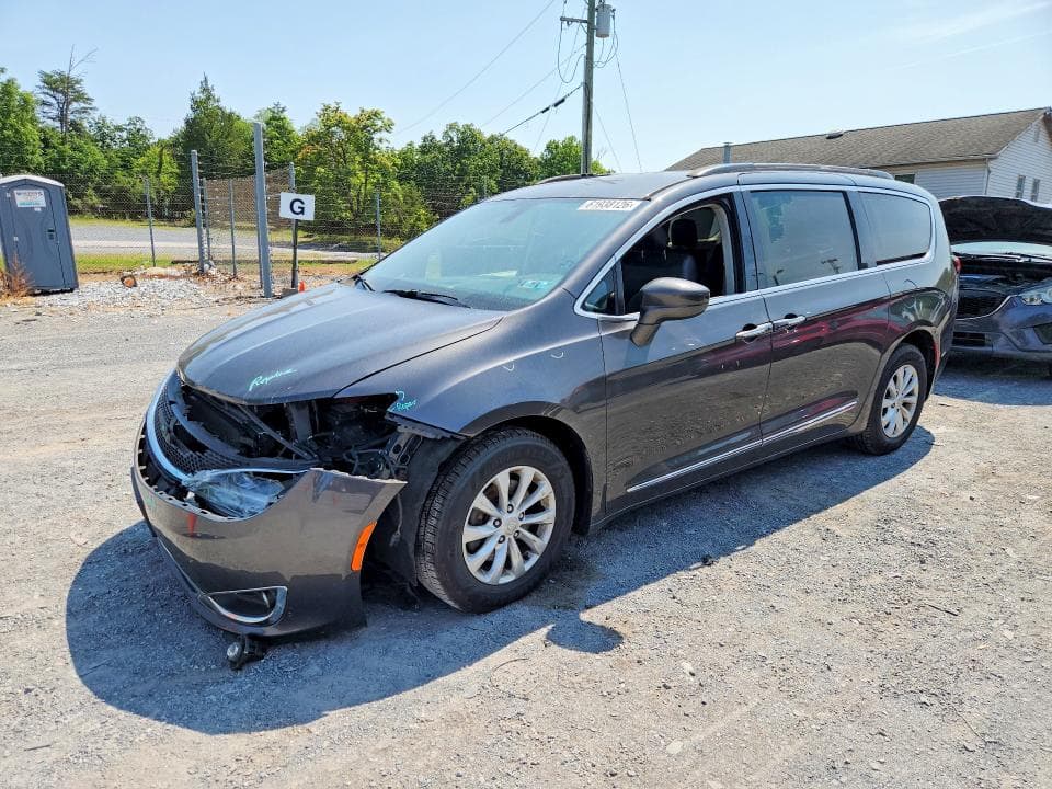 2017 CHRYSLER PACIFICA TOURING L - 1