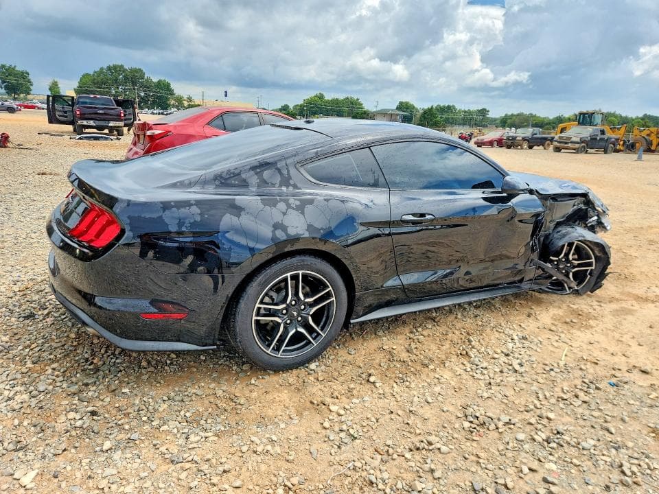 2019 FORD MUSTANG 3