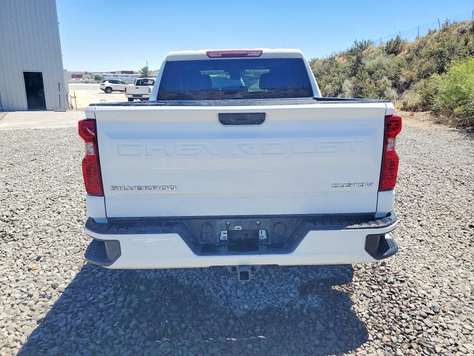 2024 CHEVROLET SILVERADO K1500 CUSTOM 6