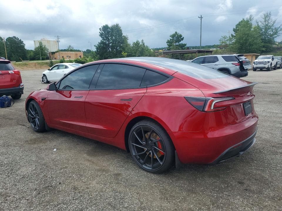 2026 TESLA MODEL 3 2