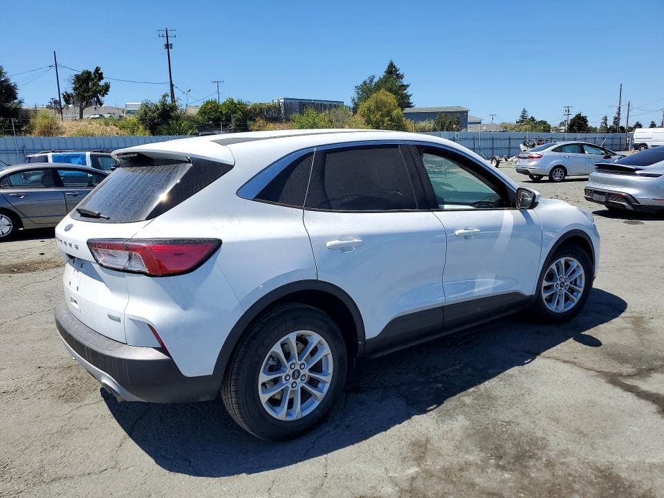 2020 FORD ESCAPE SE 3