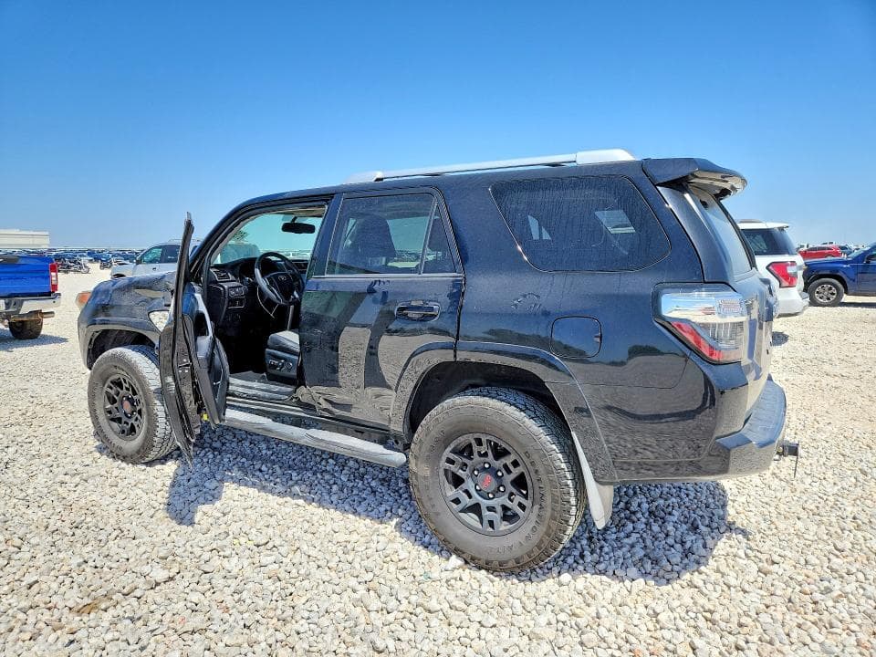 2018 TOYOTA 4RUNNER SR5 PREMIUM 2