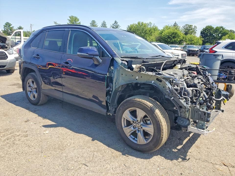 2024 TOYOTA RAV4 XLE 4