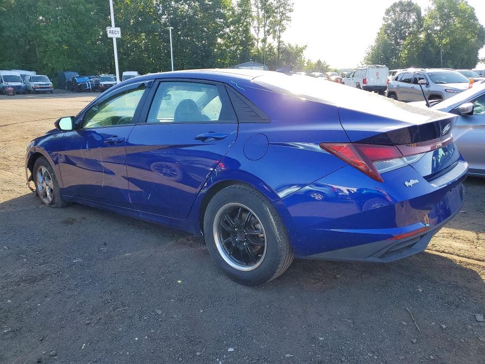2022 HYUNDAI ELANTRA SE 2