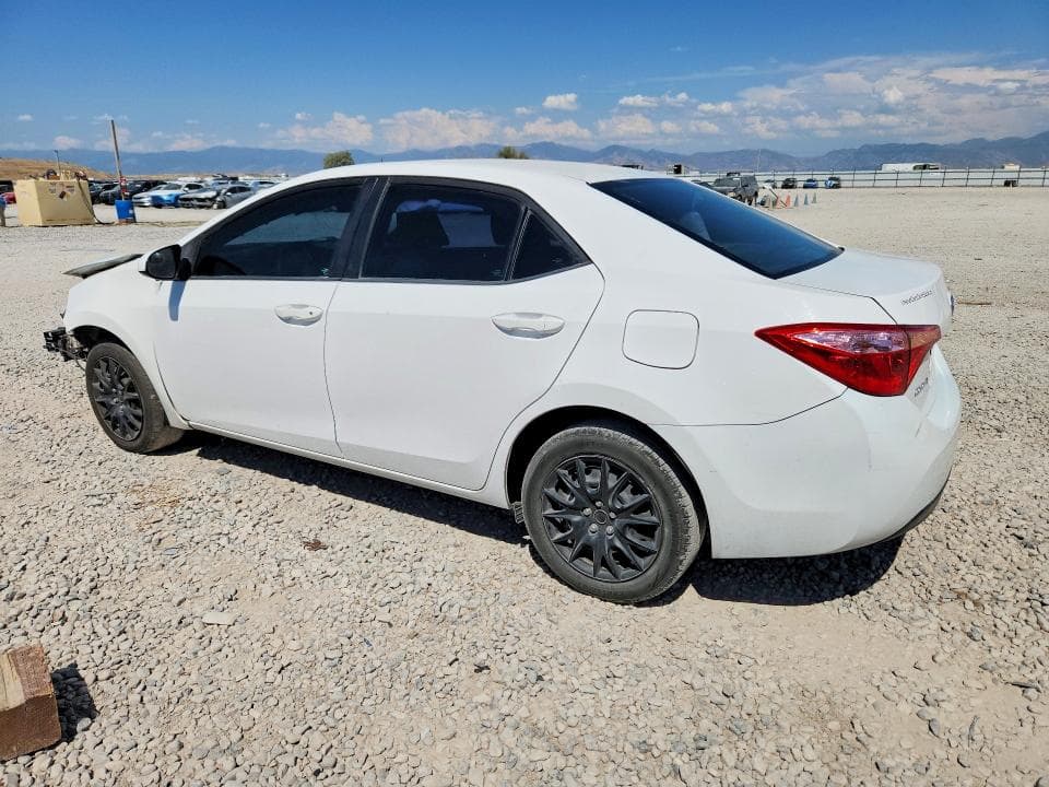 2017 TOYOTA COROLLA LE 2