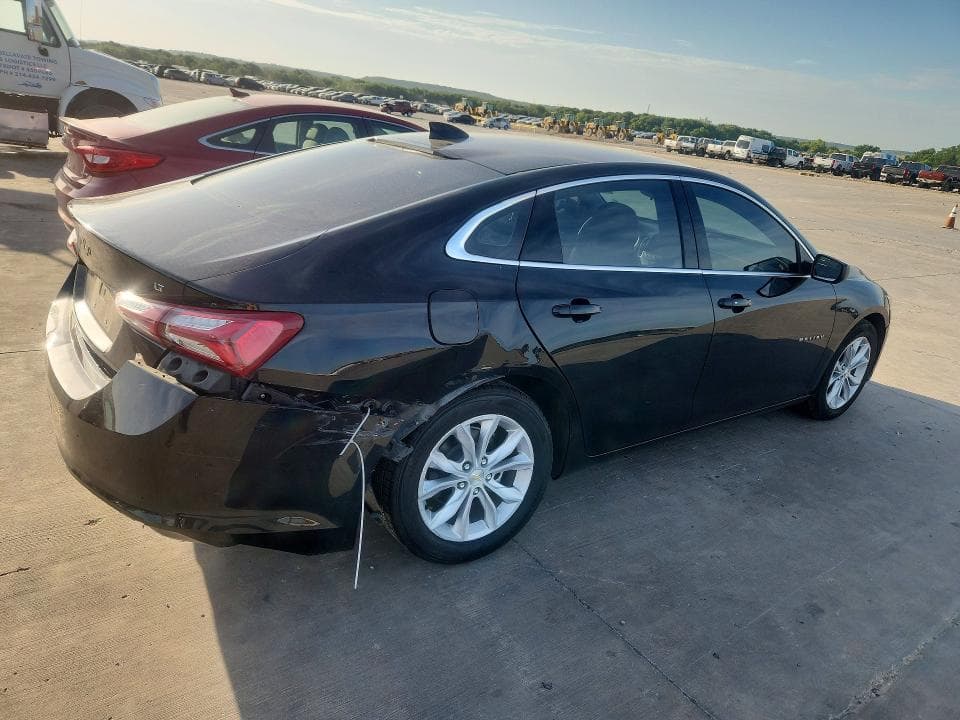 2022 CHEVROLET MALIBU LT 3