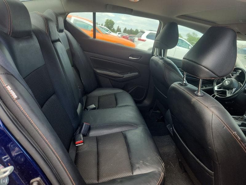 2021 NISSAN ALTIMA SR 10