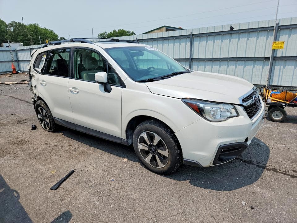 2017 SUBARU FORESTER 2.5I PREMIUM 4