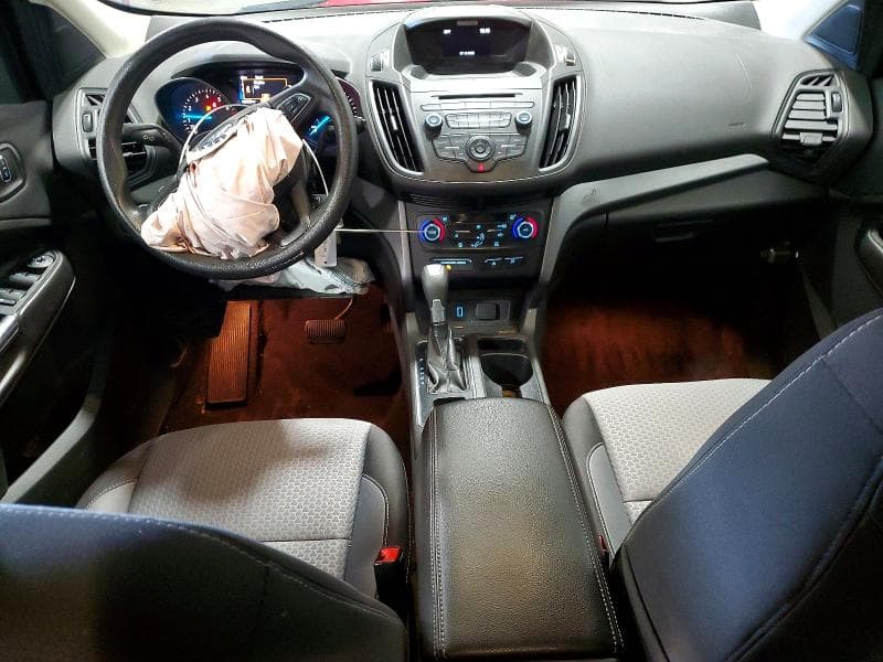 2017 FORD ESCAPE SE 8