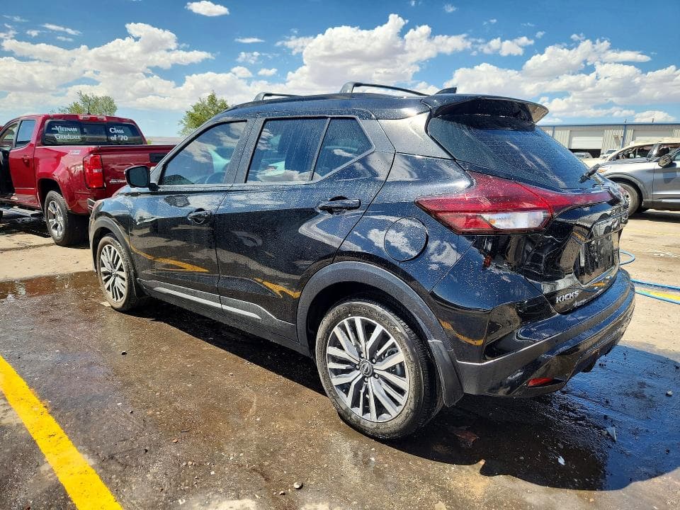 2024 NISSAN KICKS SR 2
