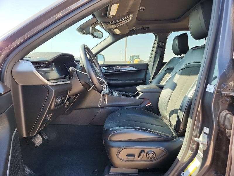 2022 JEEP GRAND CHEROKEE LAREDO 7