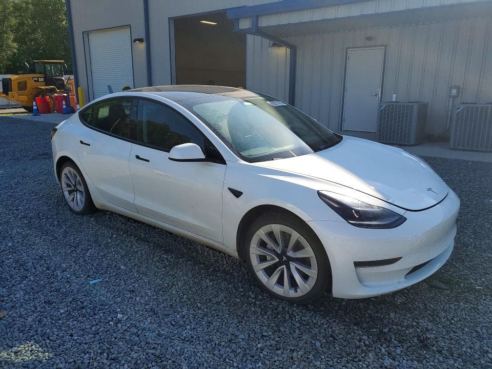 2023 TESLA MODEL 3 4
