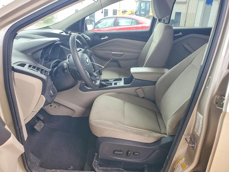 2017 FORD ESCAPE SE 7