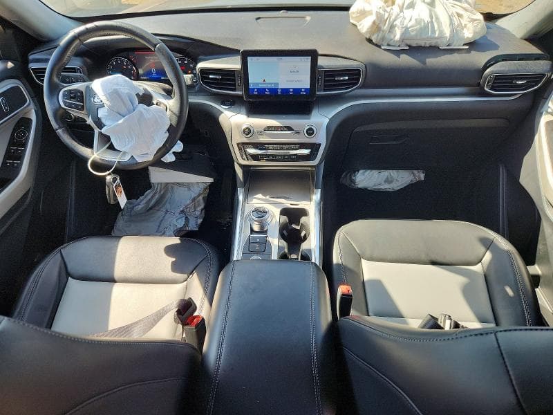 2022 FORD EXPLORER XLT 8