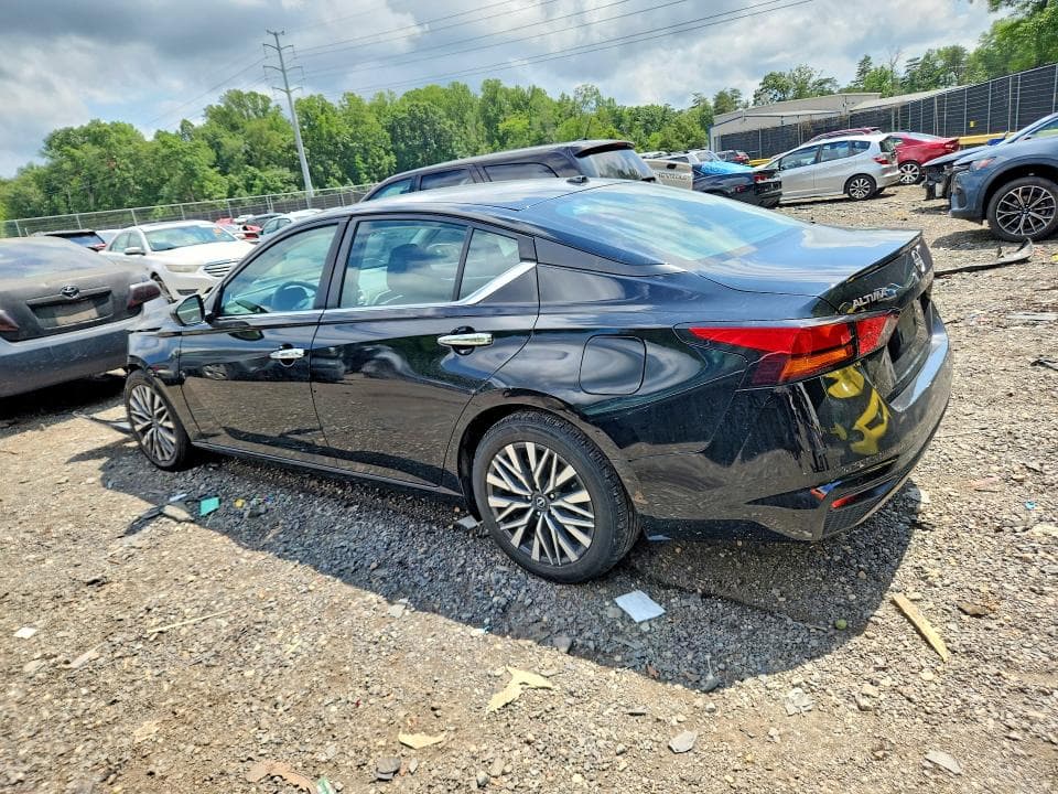 2023 NISSAN ALTIMA SV 2