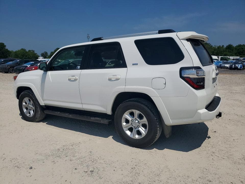 2024 TOYOTA 4RUNNER SR5 PREMIUM 2