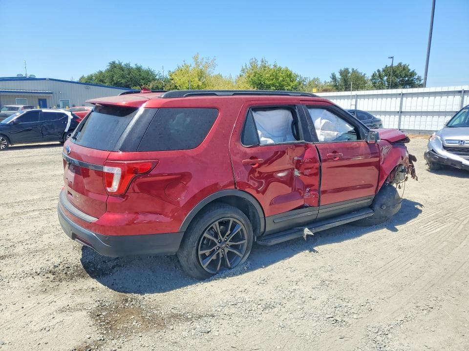 2018 FORD EXPLORER XLT 3