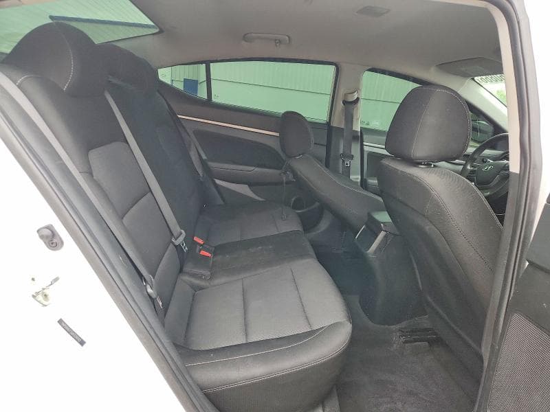 2018 HYUNDAI ELANTRA SEL 10
