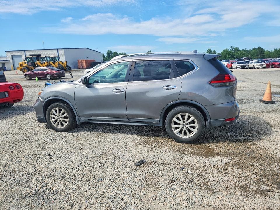 2018 NISSAN ROGUE SV 2