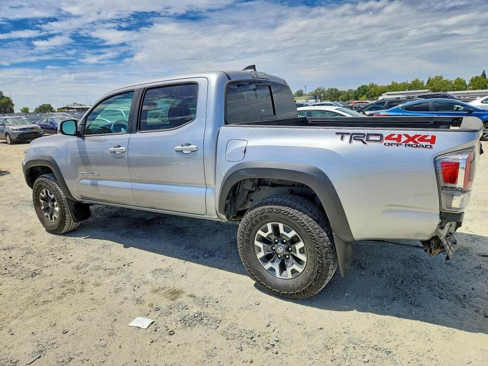 2023 TOYOTA TACOMA TRD OFF-ROAD 2