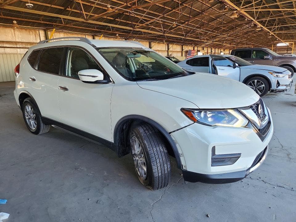 2018 NISSAN ROGUE SV 4