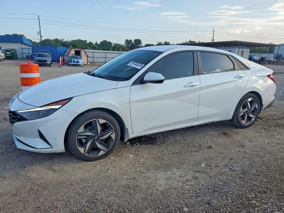 2023 HYUNDAI ELANTRA SEL - 1