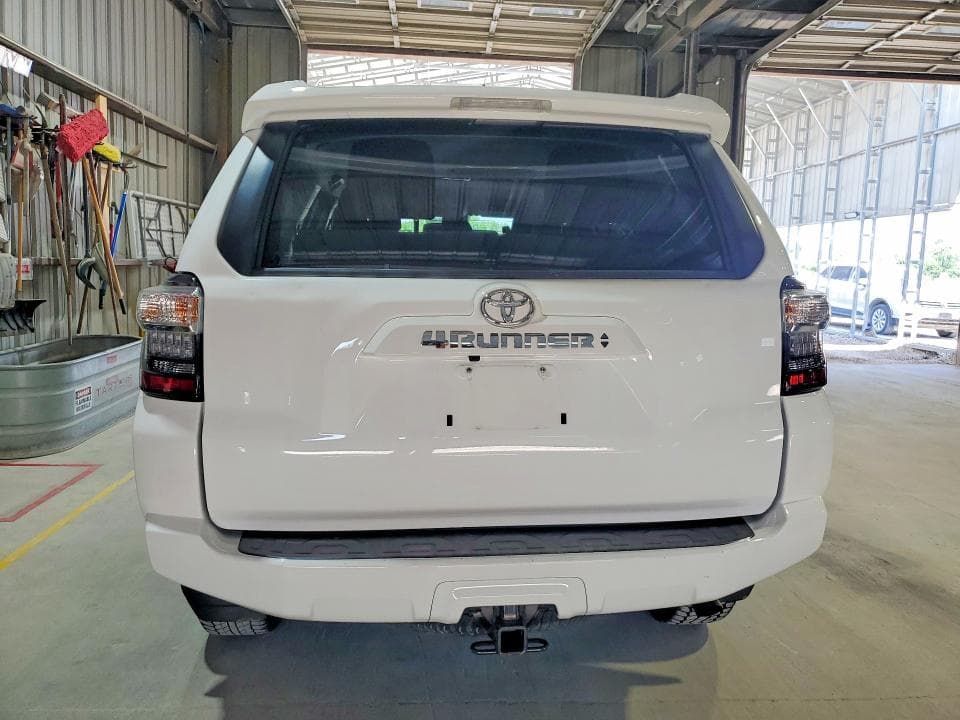 2024 TOYOTA 4RUNNER SR5 PREMIUM 6