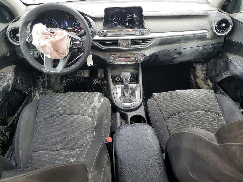 2019 KIA FORTE LXS 8