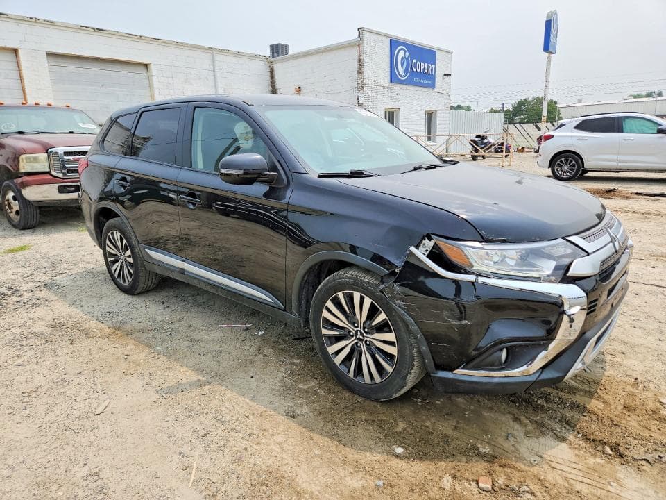 2019 MITSUBISHI OUTLANDER SE 4
