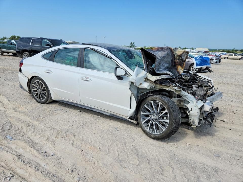 2021 HYUNDAI SONATA LIMITED 4