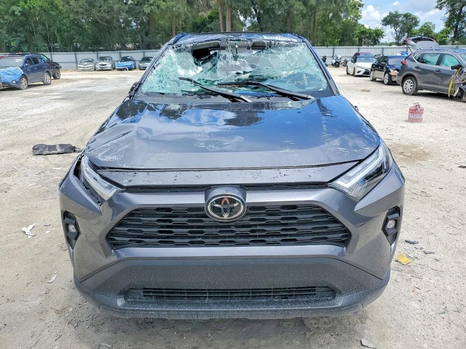 2022 TOYOTA RAV4 XLE PREMIUM 5
