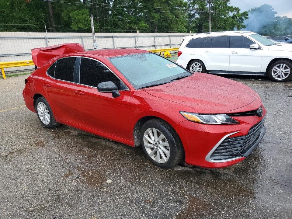 2024 TOYOTA CAMRY LE 4