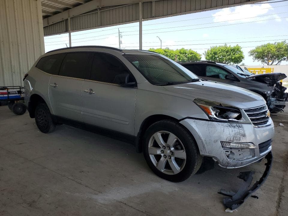 2017 CHEVROLET TRAVERSE LT 4