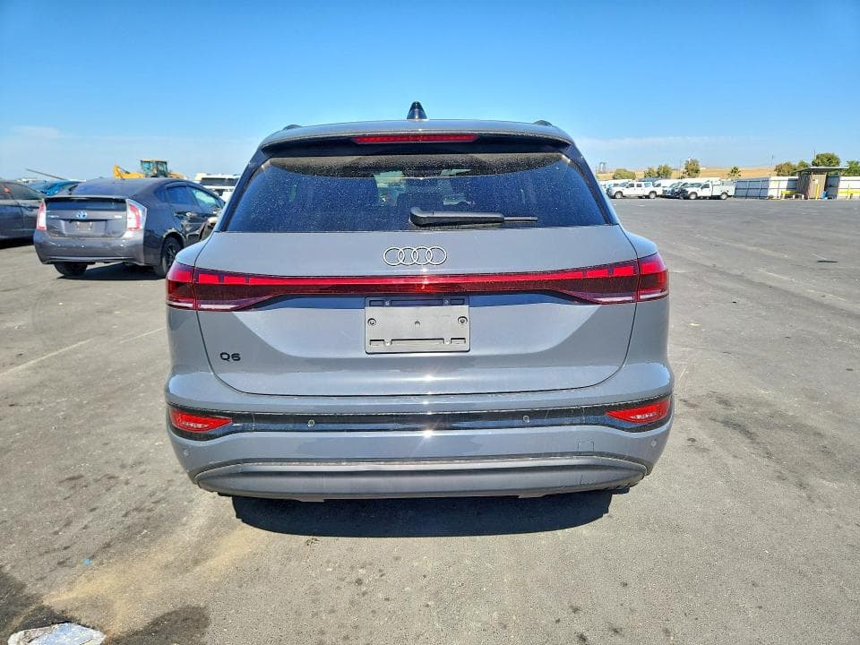 2025 AUDI Q6 E-TRON 6