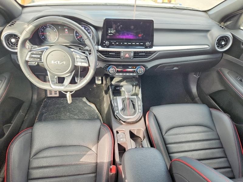 2023 KIA FORTE GT 8