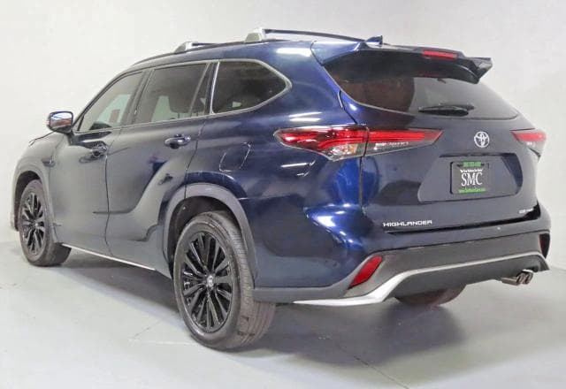 2024 TOYOTA HIGHLANDER XSE 4