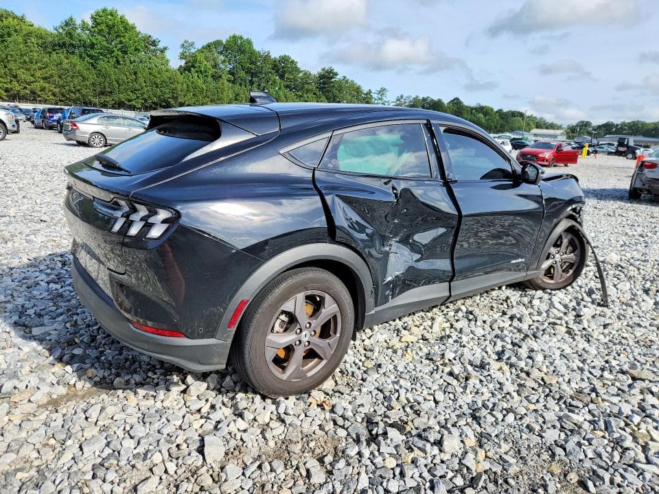 2023 FORD MUSTANG MACH-E SELECT 3