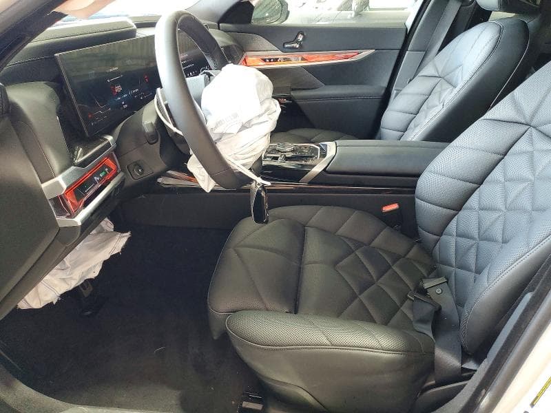 2026 BMW 740 XI 7