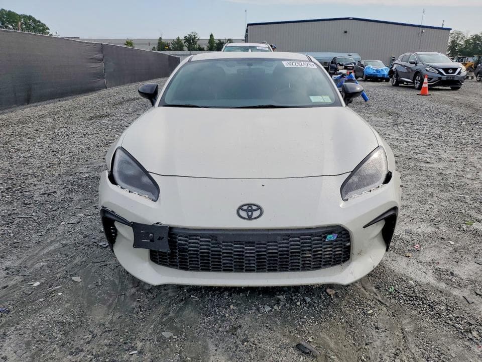 2025 TOYOTA GR 86 PREMIUM 5