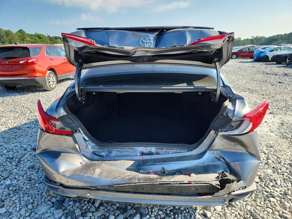 2025 TOYOTA CAMRY XSE 6