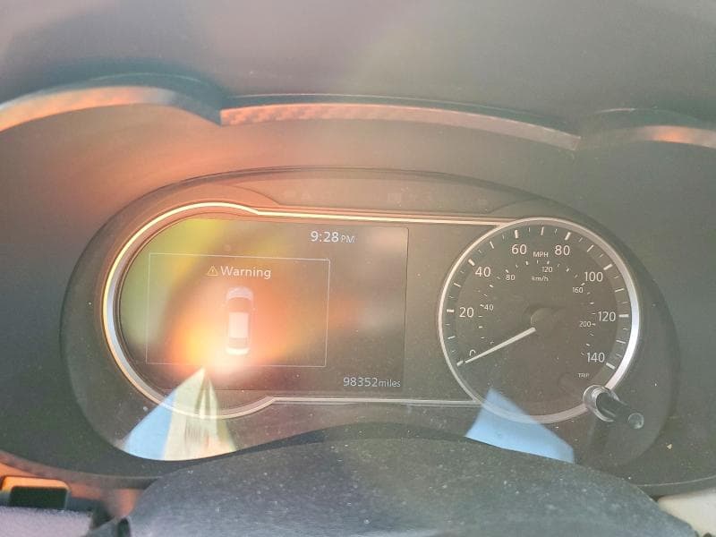 2021 NISSAN VERSA SV 9